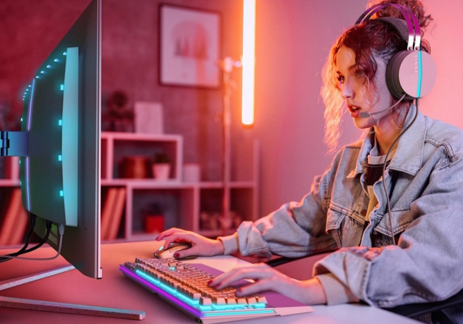 Philips lança monitor 4K 240 Hz com switch KVM e USB-C de 65W