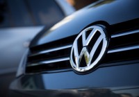 Head-up display da Volkswagen permite acesso a informações sem necessidade de tirar os olhos da estrada